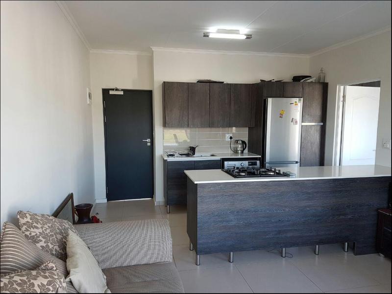 To Let 1 Bedroom Property for Rent in Somerset West Western Cape